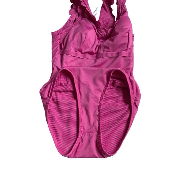 Cupshe Womens Textured One Piece Swimsuit Bathing Suit Sz XS Pink Scalloped Trim - Picture 6 of 6